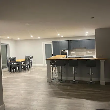 Σπίτι διακοπών Spacious 5br - Country View - Close To Galway