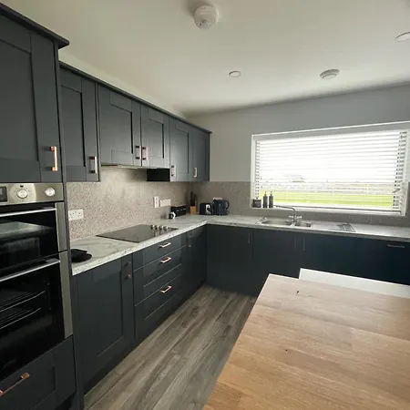 Spacious 5br - Country View - Close To Galway Feriehus Belclare