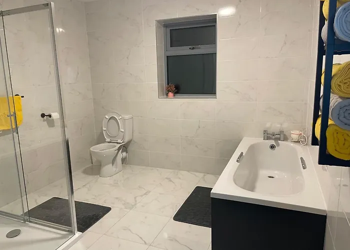 Spacious 5br - Country View - Close To Galway *